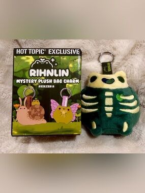 Rihnlin Forest Creature Blind Box Plush Bag Charm Hot Topic Exclusive